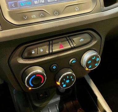 CHEVROLET ONIX 1.0 LT 8V FLEX 4P MANUAL