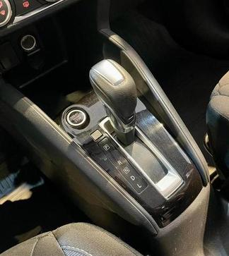 NISSAN KICKS SV CVT