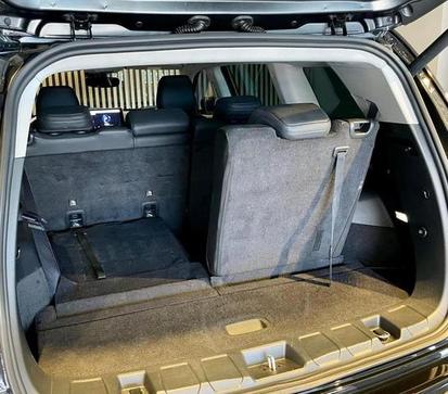 JEEP COMMANDER LIMITED T270 1.3 TB FLEX AUT