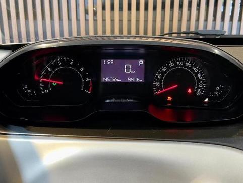 PEUGEOT 2008 ALLURE 1.6 AT