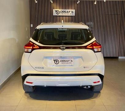 NISSAN KICKS ADVANCE CVT