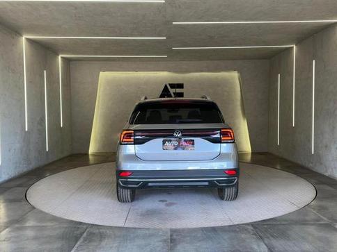 VOLKSWAGEN T CROSS HIGHLINE 250 TSI AUT