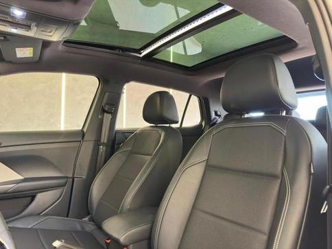 VOLKSWAGEN T CROSS HIGHLINE 250 TSI AUT