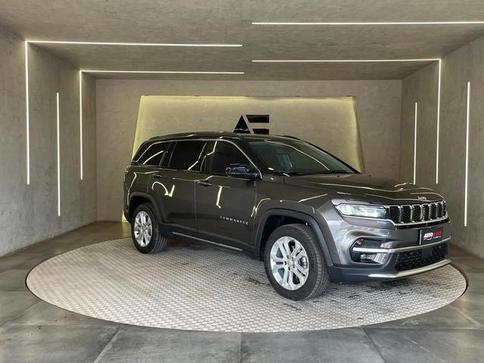 JEEP COMMANDER LONGITUDE T270 1.3 TB FLEX AUT.