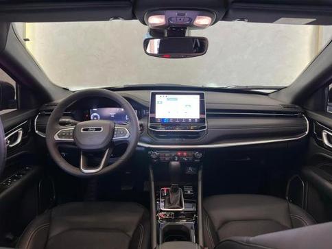 JEEP COMPASS SERIE S T270 TURBO FLEX AUT.