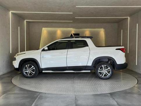 FIAT TORO FREEDOM AT9 D