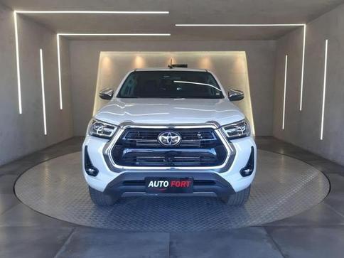 TOYOTA HILUX CD SRX 4X4 2.8 TDI 16V DIESEL AUT