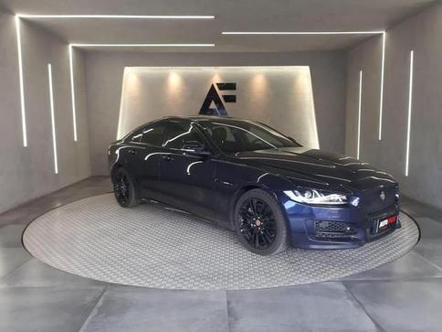 JAGUAR JAG XE P250 R-SPORT