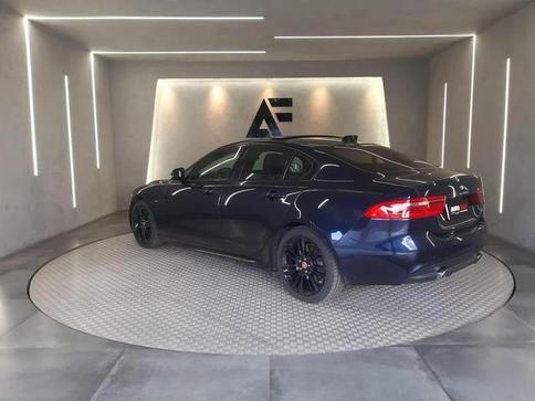 JAGUAR JAG XE P250 R-SPORT