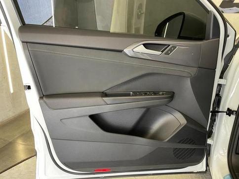 VOLKSWAGEN TAOS HIGHLINE 250 TSI