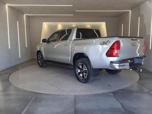 TOYOTA HILUX CD SRX 4X4 2.8 TDI 16V DIESEL AUT