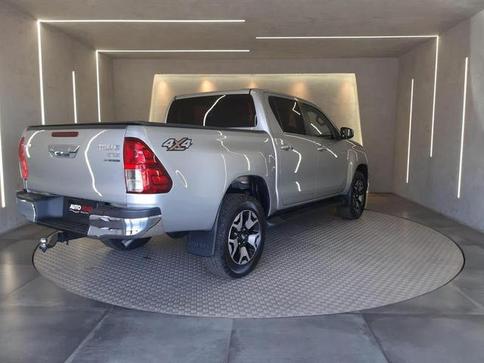 TOYOTA HILUX CD SRX 4X4 2.8 TDI 16V DIESEL AUT