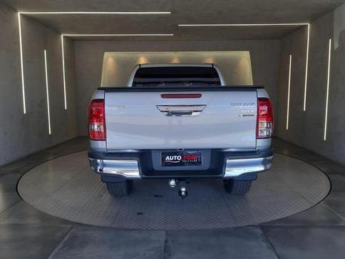 TOYOTA HILUX CD SRX 4X4 2.8 TDI 16V DIESEL AUT