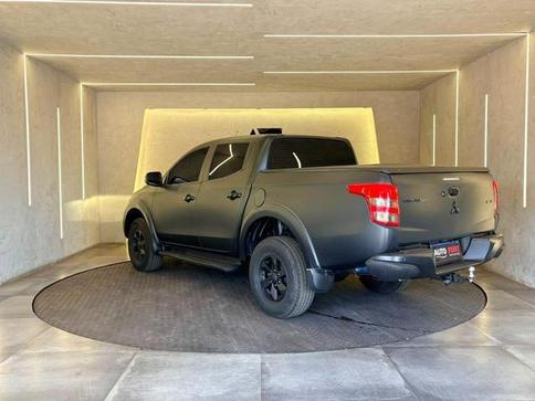 MITSUBISHI TRITON SPORT HPE TOP