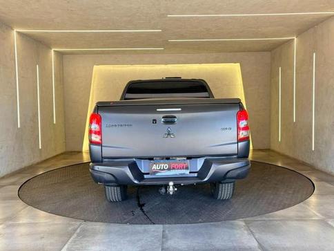 MITSUBISHI TRITON SPORT HPE TOP