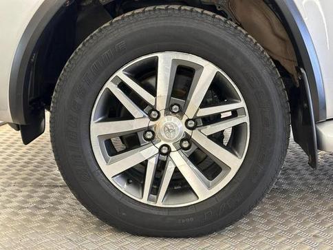 TOYOTA HILUX SW4 SRX 4X4 2.8 TB 4P DIESEL