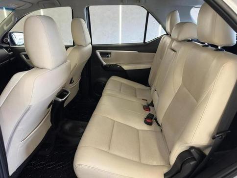 TOYOTA HILUX SW4 SRX 4X4 2.8 TB 4P DIESEL