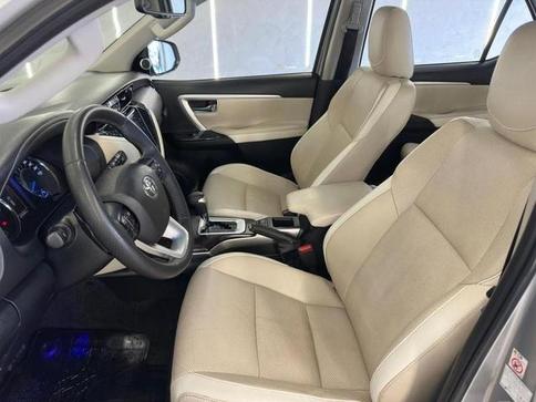 TOYOTA HILUX SW4 SRX 4X4 2.8 TB 4P DIESEL