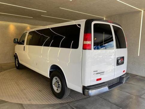CHEVROLET 3500-HD 4.2 TB 2P
