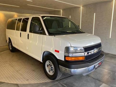 CHEVROLET 3500-HD 4.2 TB 2P