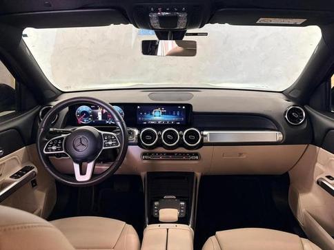 MERCEDES-BENZ GLB200 ADVANCE