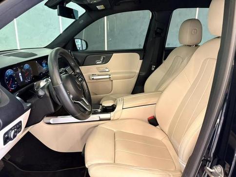 MERCEDES-BENZ GLB200 ADVANCE