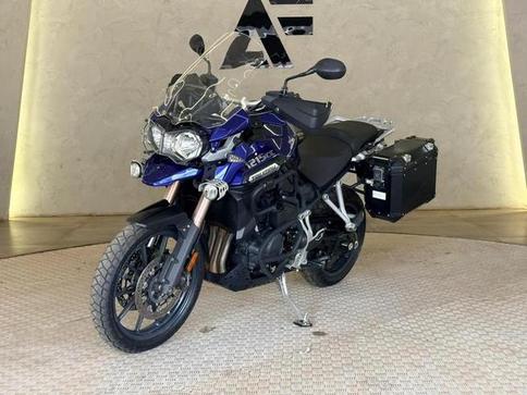 TRIUMPH TIGER EXPLORER