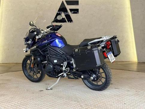 TRIUMPH TIGER EXPLORER