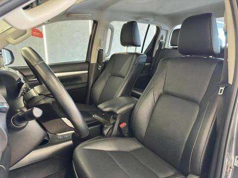 TOYOTA HILUX CD SRX 4X4 2.8 TDI 16V DIESEL AUT