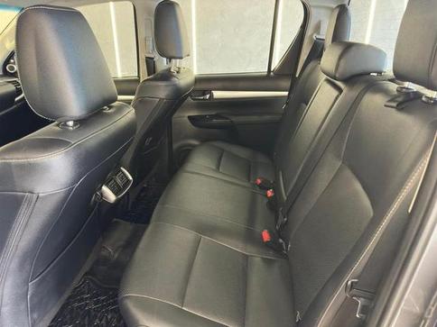 TOYOTA HILUX CD SRX 4X4 2.8 TDI 16V DIESEL AUT