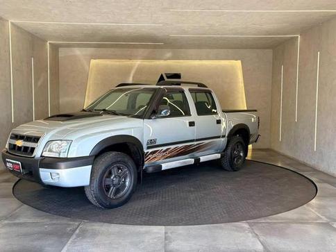 CHEVROLET S-10 RODEIO CAB DUPLA 2.4 4X2