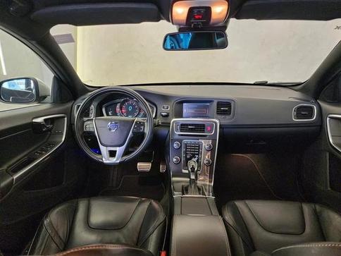 VOLVO V60 2.0 T5 R DESIGN DYNAMIC TURBO AUTOMATICO