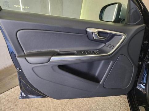VOLVO V60 2.0 T5 R DESIGN DYNAMIC TURBO AUTOMATICO