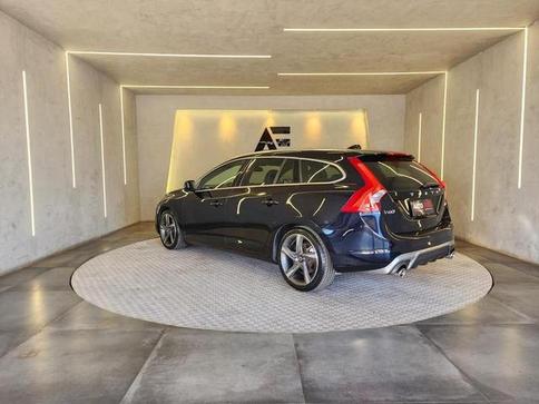 VOLVO V60 2.0 T5 R DESIGN DYNAMIC TURBO AUTOMATICO