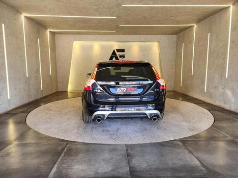 VOLVO V60 2.0 T5 R DESIGN DYNAMIC TURBO AUTOMATICO