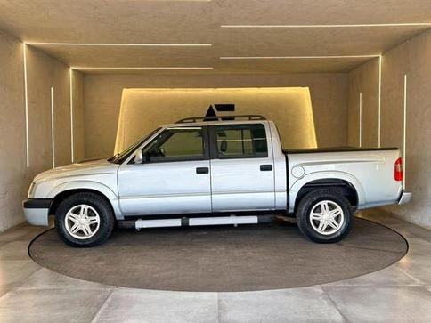 CHEVROLET S10 EXECUTIVE 2.8 4X4