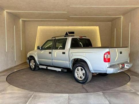 CHEVROLET S10 EXECUTIVE 2.8 4X4