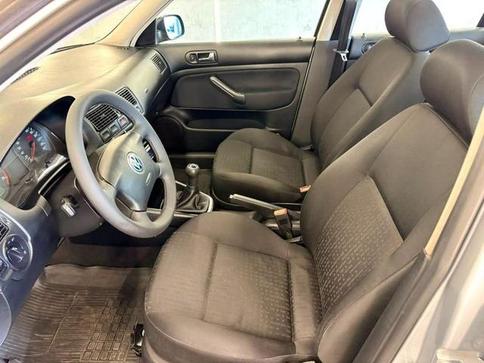 VOLKSWAGEN GOLF 1.6