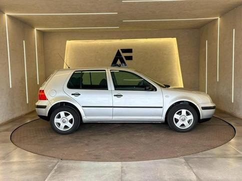 VOLKSWAGEN GOLF 1.6
