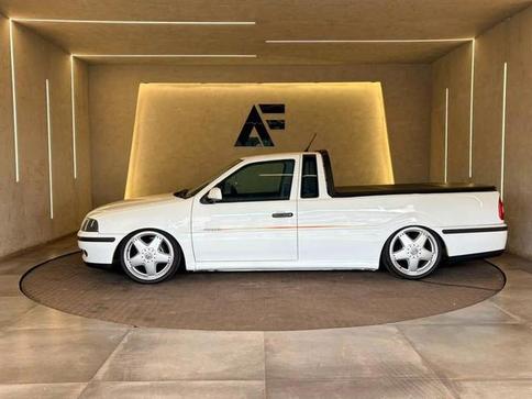 VOLKSWAGEN SAVEIRO 1.8