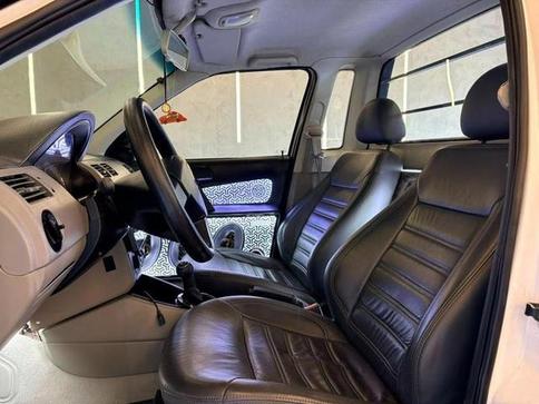 VOLKSWAGEN SAVEIRO 1.8