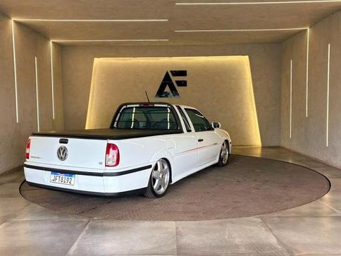 VOLKSWAGEN SAVEIRO 1.8