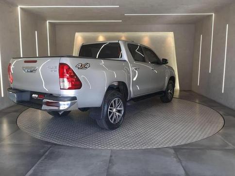TOYOTA HILUX CD SRX 4X4 2.8 TDI 16V DIESEL AUT