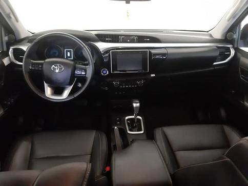 TOYOTA HILUX CD SRX 4X4 2.8 TDI 16V DIESEL AUT