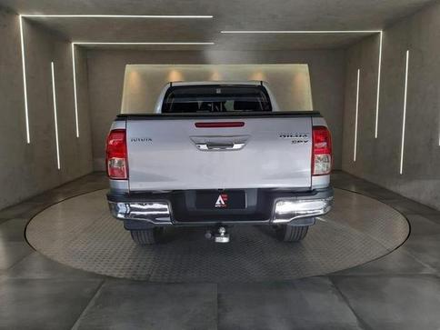 TOYOTA HILUX CD SRX 4X4 2.8 TDI 16V DIESEL AUT