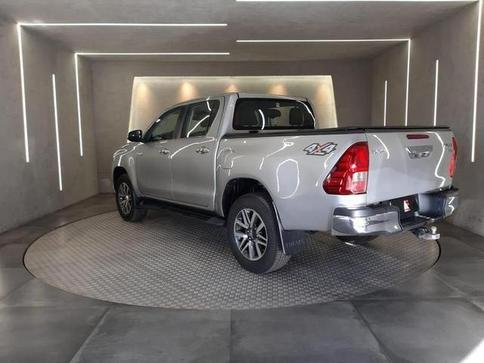 TOYOTA HILUX CD SRX 4X4 2.8 TDI 16V DIESEL AUT