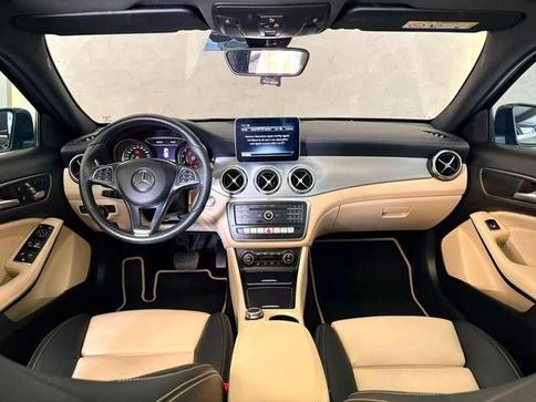 MERCEDES-BENZ GLA 200 1.6 CGI STYLE 16V TURBO 4P