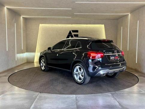 MERCEDES-BENZ GLA 200 1.6 CGI STYLE 16V TURBO 4P