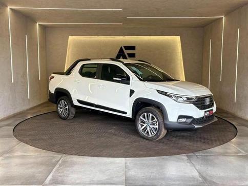 FIAT STRADA VOLCANO 1.3 FLEX 8V CD