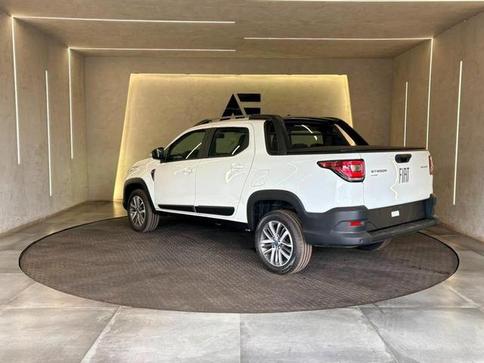FIAT STRADA VOLCANO 1.3 FLEX 8V CD